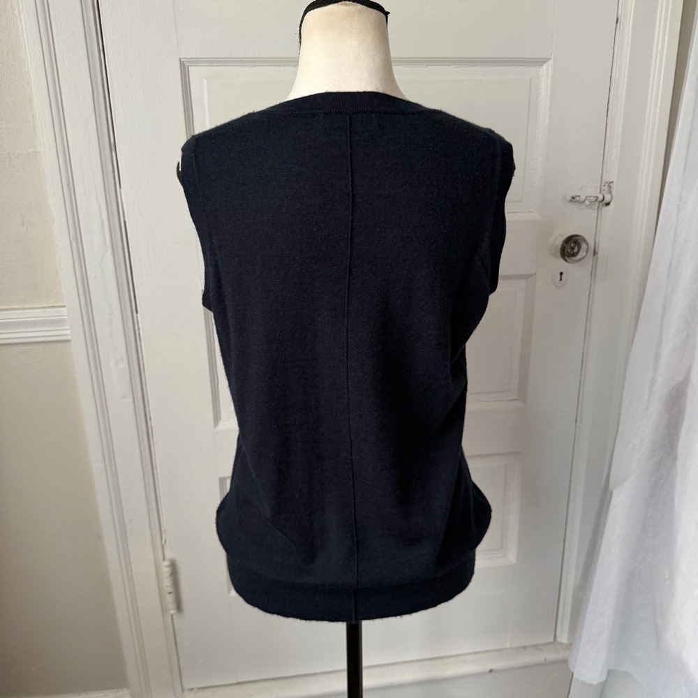 Banana Republic 100% Merino Wool Sleeveless Sweater Pull Over Vest Academia M - Picture 4 of 13